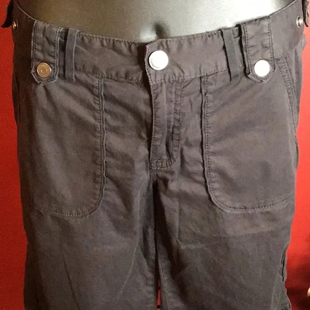 CALVIN KLEIN JEANS SHORTS SIZE 6